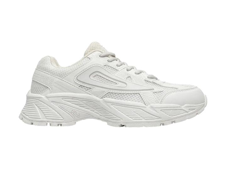 Tenis blancos Fila Decypher 98/26 para mujer con diseño deportivo y detalles en malla.
