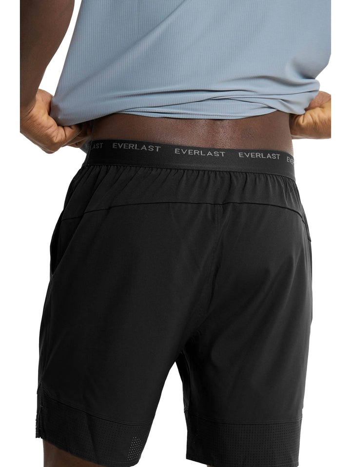 Pantalones cortos deportivos color negro de la marca Everlast para hombre.