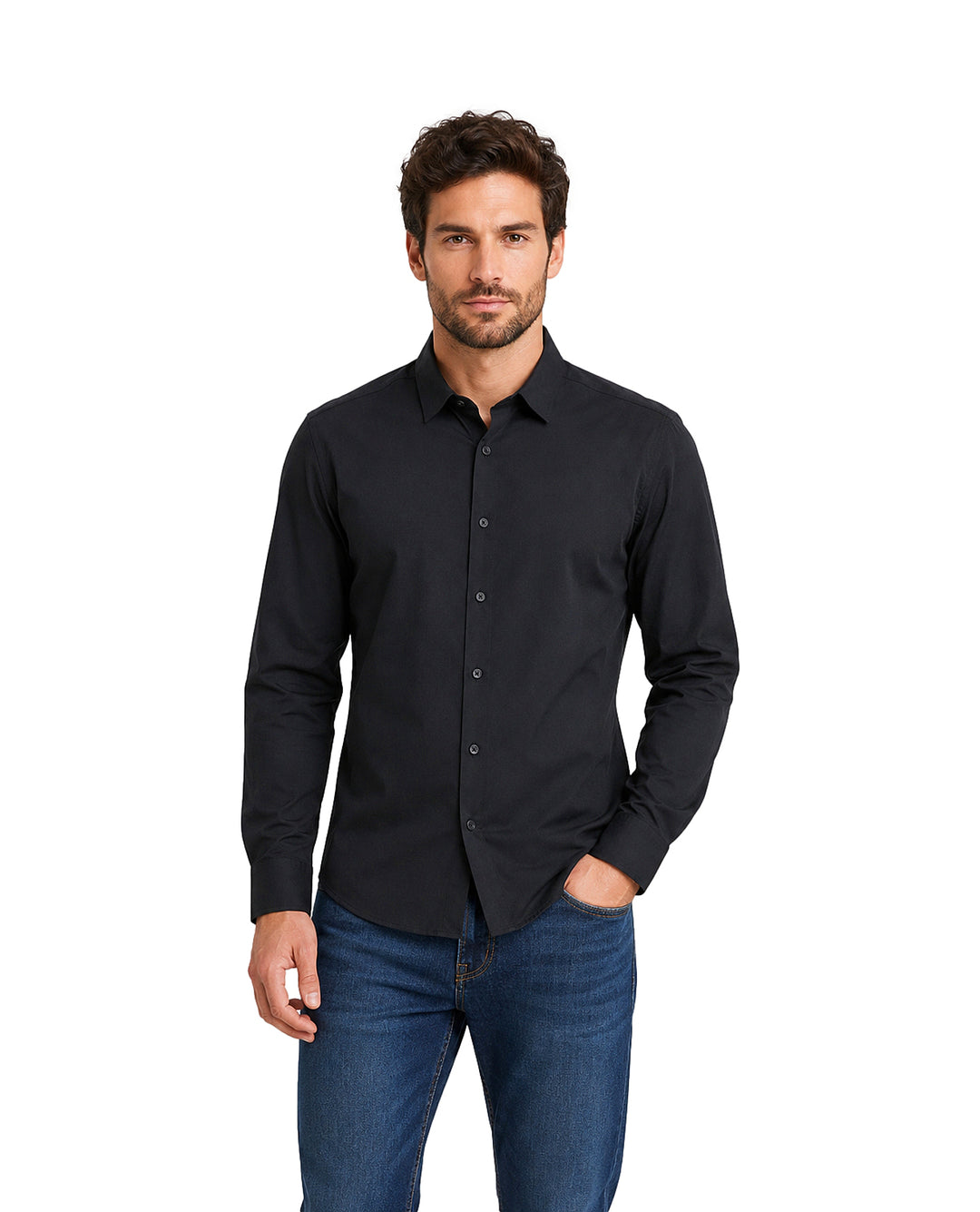 Hombre vistiendo una camisa negra de manga larga y pantalones vaqueros azules.