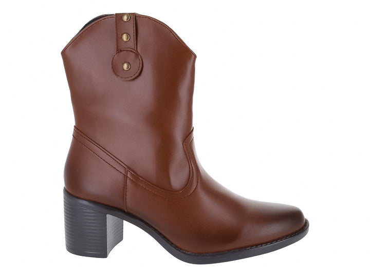 Botines vaqueros color chocolate de la marca MELI&amp;ANA con tacón cuadrado negro y detalles de remaches dorados.