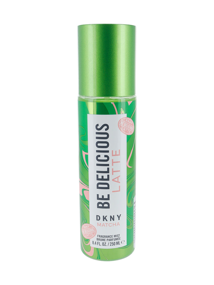 Bruma corporal DKNY Be Delicious Matcha en envase cilíndrico color verde con detalles en rosa y blanco.