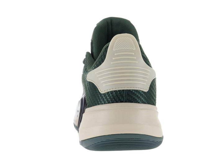 Tenis de baloncesto ATOK Performance color verde oscuro con suela beige y detalles blancos.