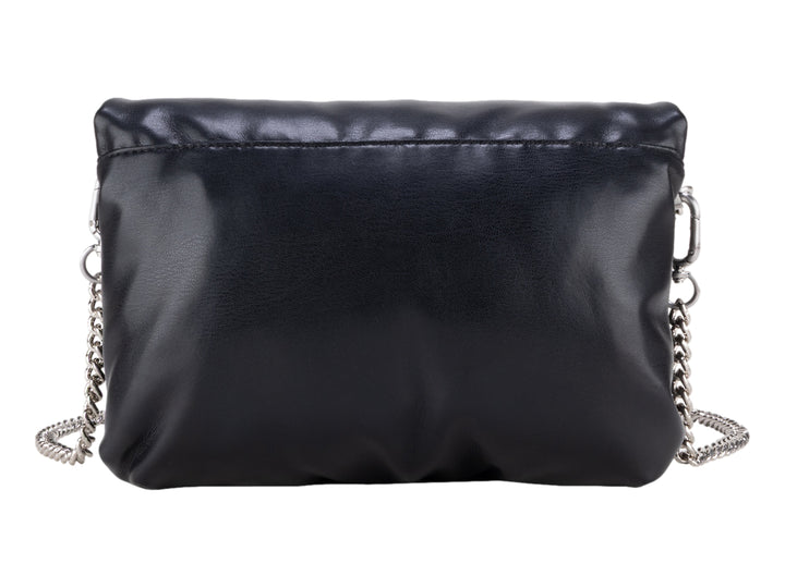 Bolso pequeño negro acolchado con correa de cadena plateada y broche decorativo.