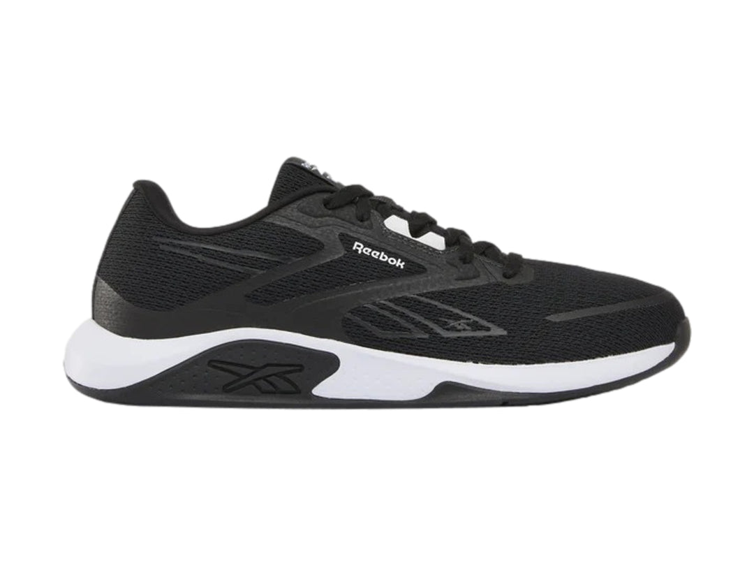 Tenis deportivos Reebok Nanoflex TR 3 en color negro con suela blanca.