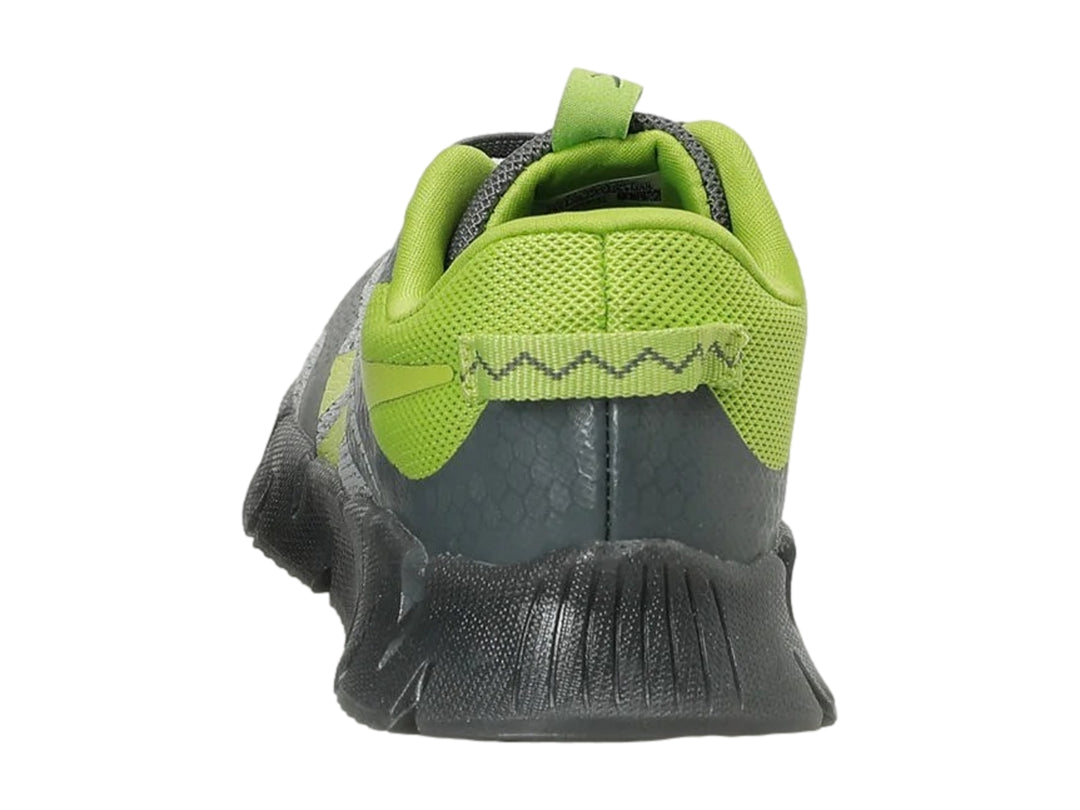 Tenis deportivos Reebok color gris con detalles en verde lima y suela gruesa texturizada.