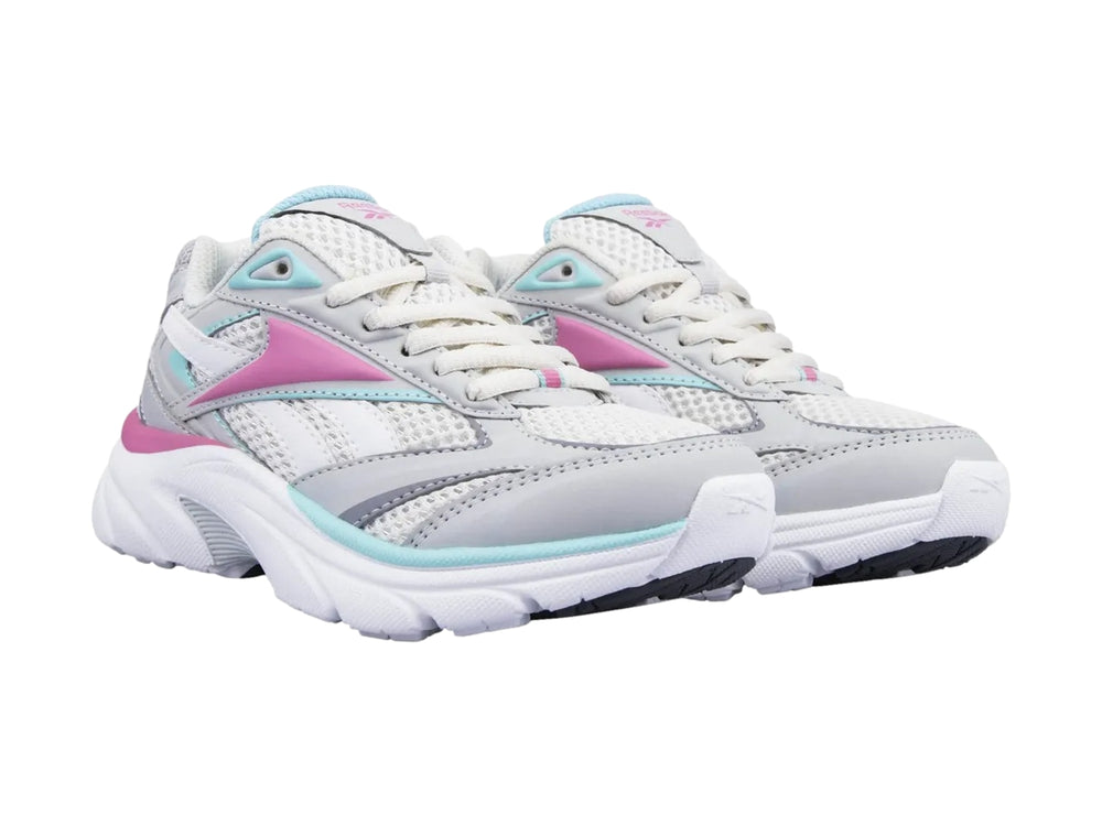 Tenis deportivos Reebok en color blanco y gris con detalles en rosa y azul claro.