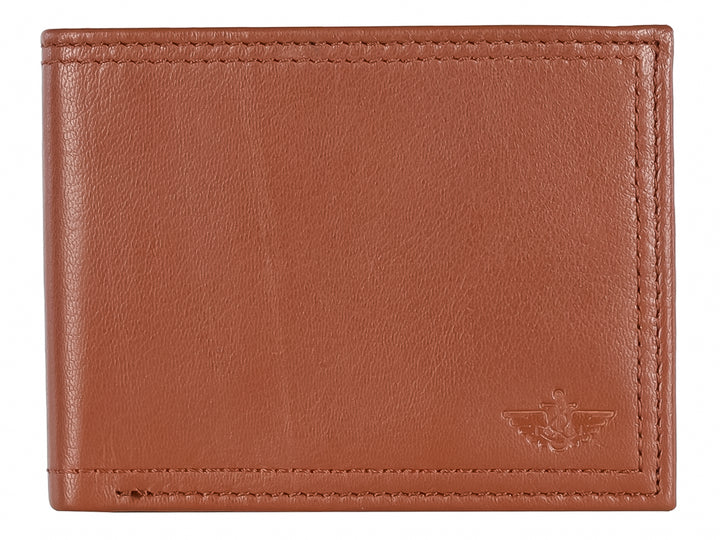 Cartera Dockers de color café en cuero con costuras perimetrales y logo grabado.