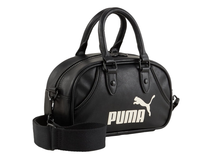 Bolso mini Puma negro con logotipo blanco, asas superiores y correa ajustable.