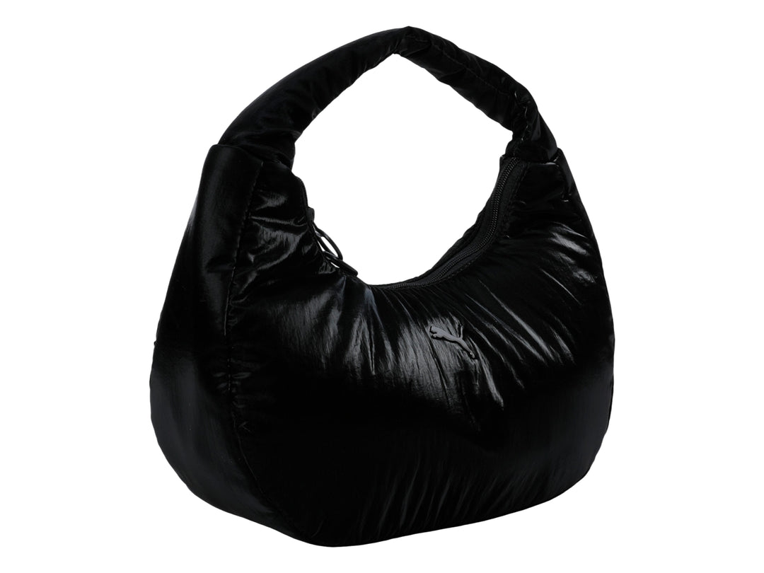 Bolso hobo color negro brillante de la marca PUMA con asa superior.