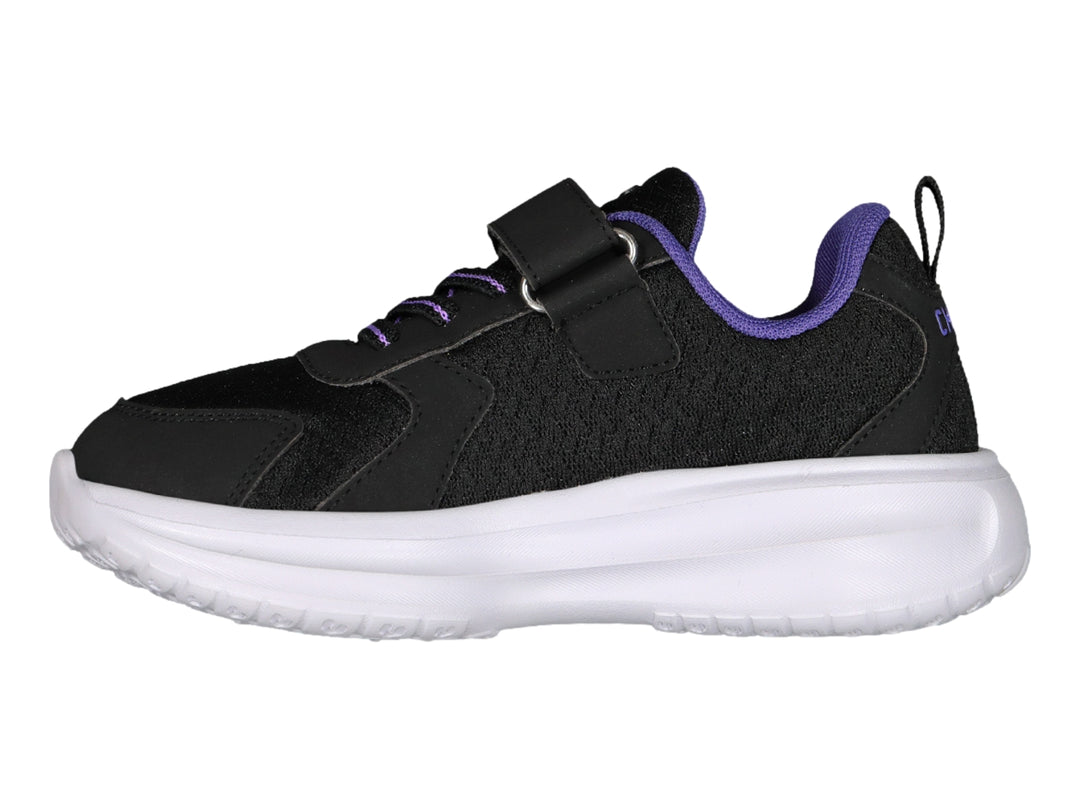 Tenis Charly Road Casual para niña en color negro con suela blanca y detalles en morado.