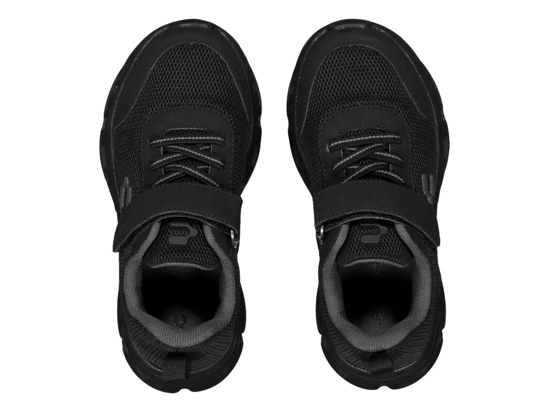 Tenis deportivos Charly color negro para niño con cierre de velcro y suela gruesa.