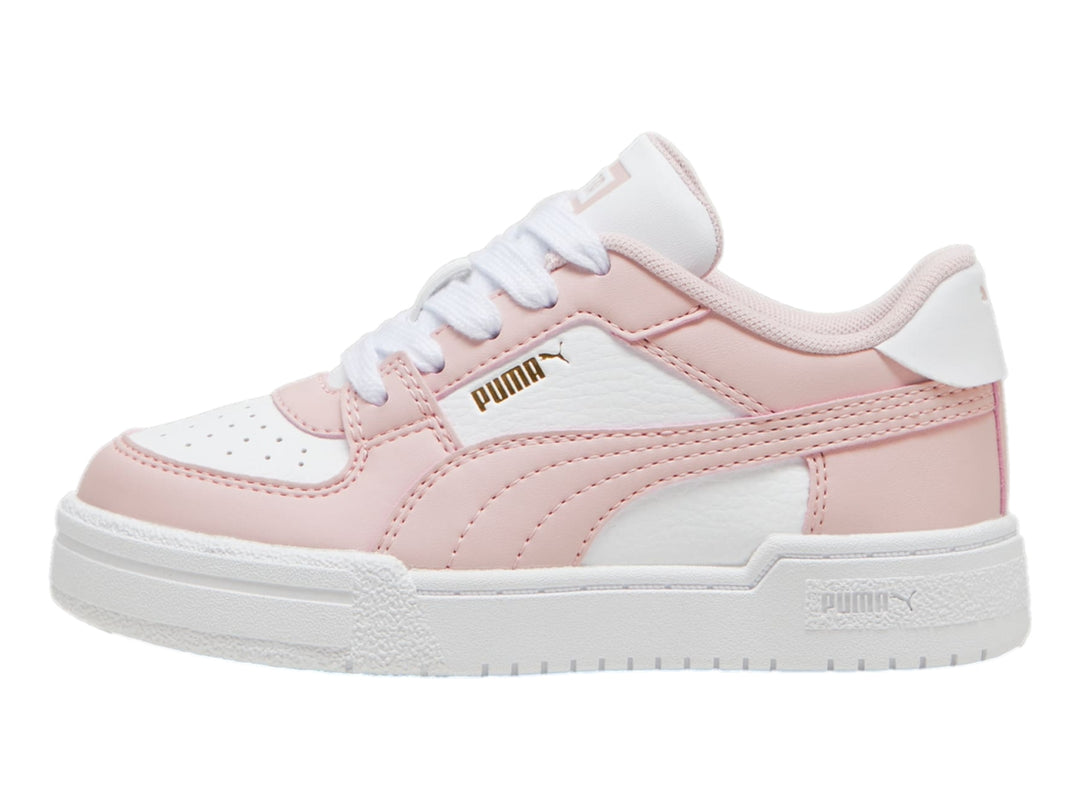 Tenis PUMA infantiles en color rosa y blanco con suela blanca y cordones