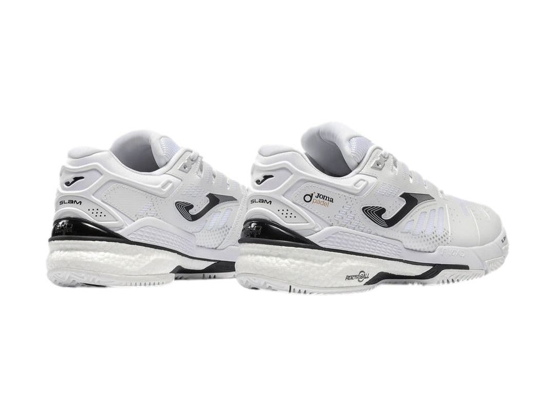 Tenis Joma Slam Classic color blanco para hombre, diseño deportivo con detalles en negro.
