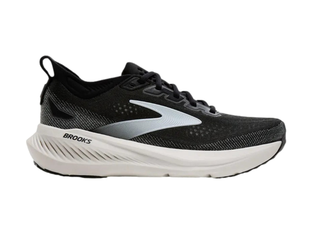 Tenis Brooks Glycerin 23 color negro con suela blanca para mujer.