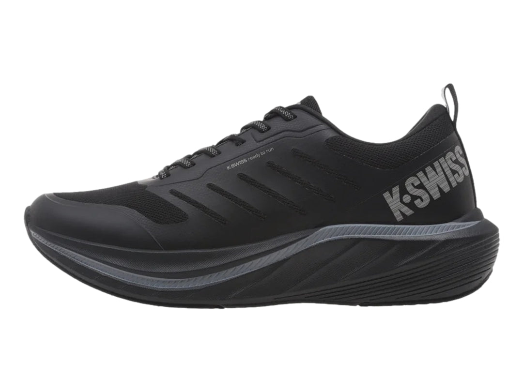 Tenis K-Swiss Klaver color negro monocromático para hombre, vista lateral.