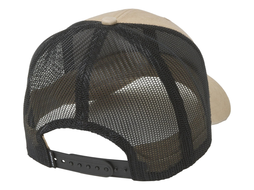 Gorra Quiksilver color beige con malla trasera negra y parche frontal marrón.