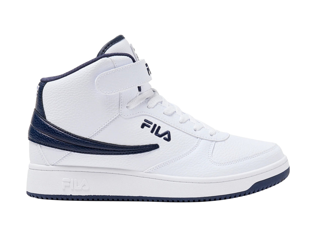 Tenis FILA A-High blancos con detalles y suela en azul marino, estilo bota para hombre.