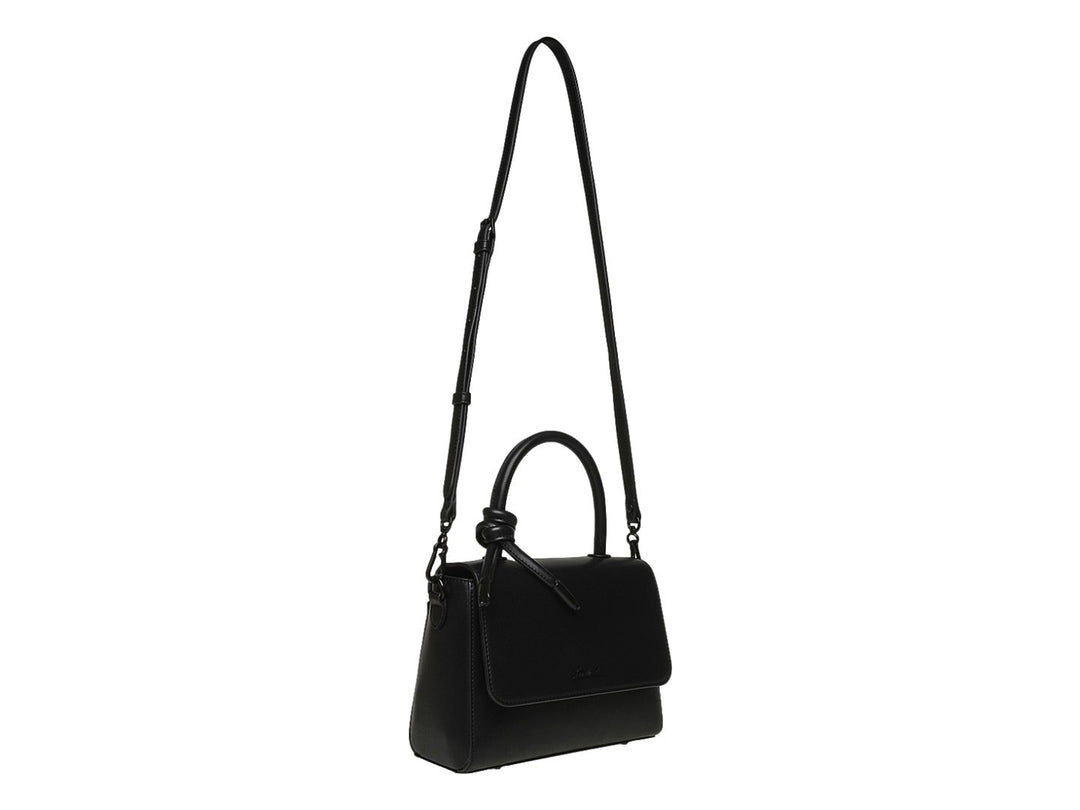 Bolso de mano Steve Madden color negro con asa superior decorada con un nudo y diseño rectangular elegante.