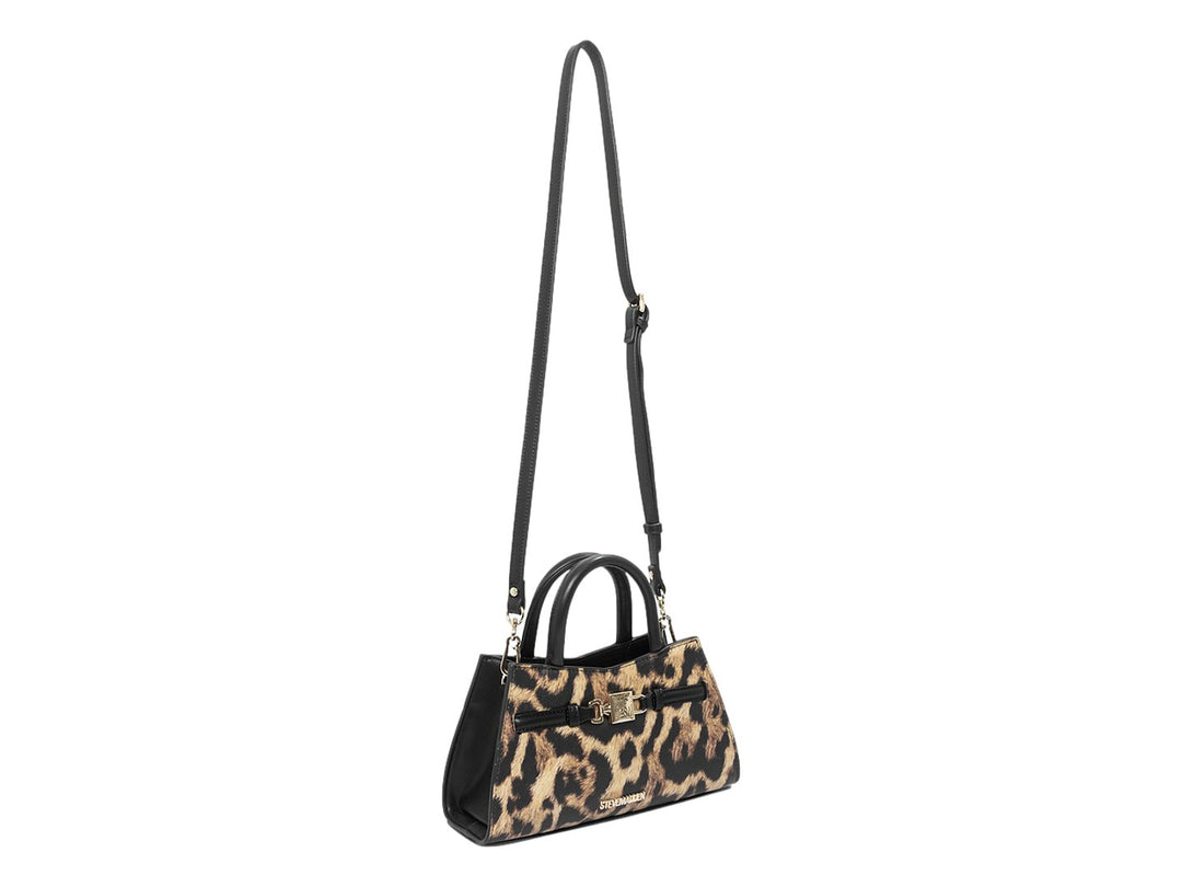 Bolso de mano Steve Madden con estampado de leopardo, asa negra y detalles metálicos dorados.