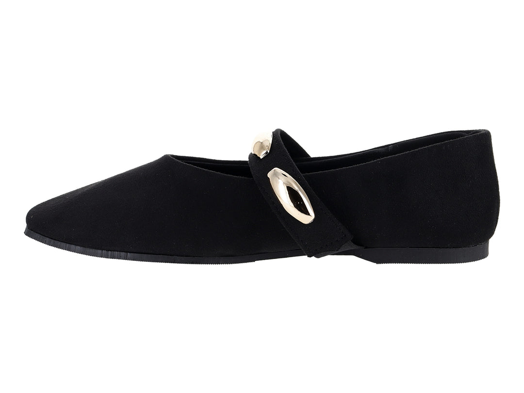 Zapato plano tipo ballerina color negro con detalle decorativo dorado en el empeine.