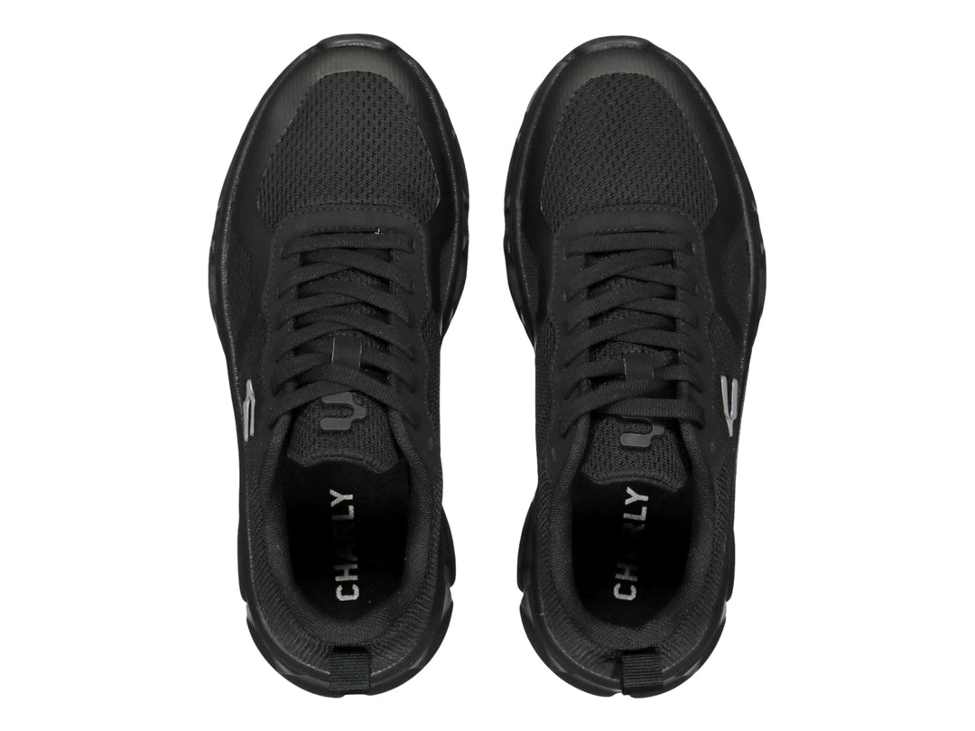 Tenis deportivos Charly Light Sport color negro para mujer con suela robusta y malla transpirable.