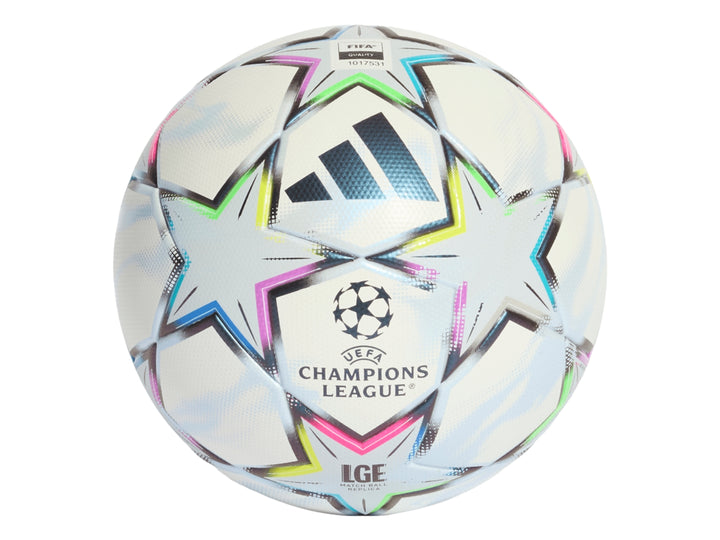 Balón de fútbol Adidas blanco con detalles multicolores y logo de la UEFA Champions League.