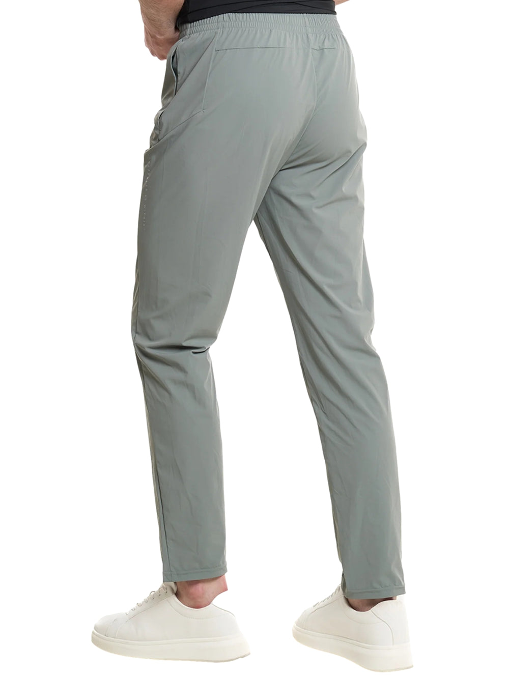 Pantalones deportivos Everlast Fitness de color verde para hombre.