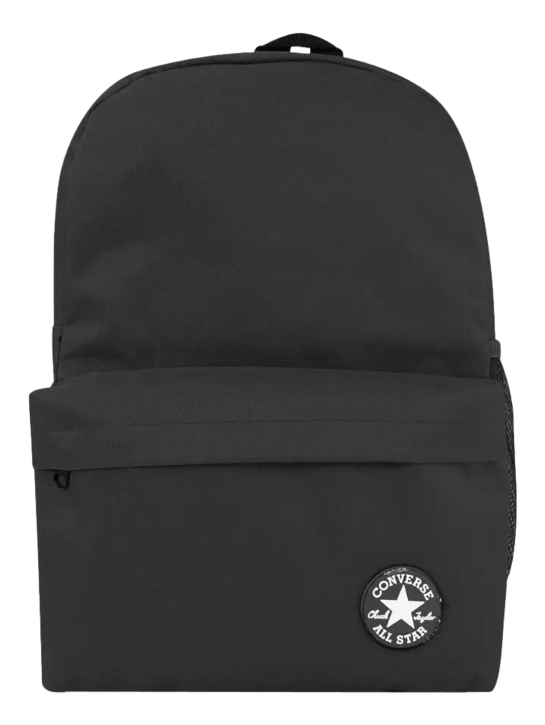Mochila escolar Converse de color negro con logotipo circular blanco en el bolsillo frontal.