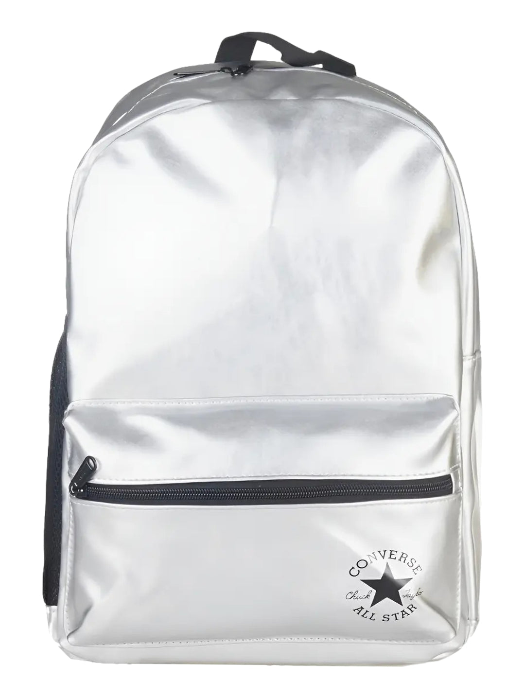 Mochila escolar Converse de color plata metalizado con detalles en negro y logotipo frontal.