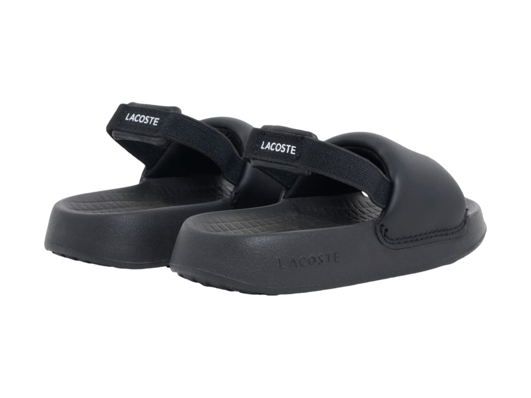 Sandalia Lacoste Serve Slide 1.0 color negro para niño con diseño deportivo y correa ajustable.