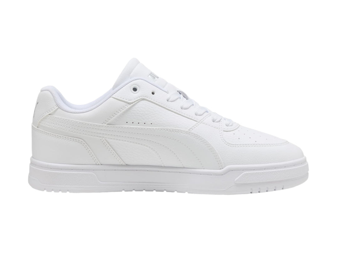 Tenis Puma Caven III para mujer en color blanco, diseño deportivo y casual de corte bajo.