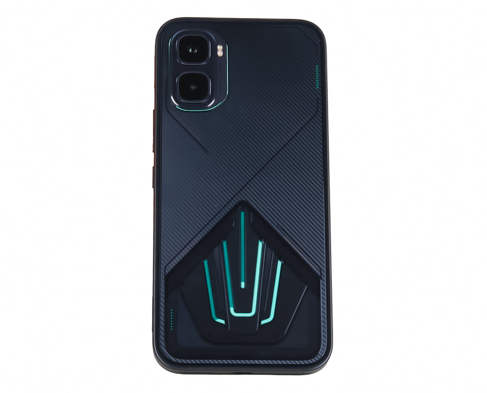 Imagen publicitaria del Infinix GT 50 Pro Cooling Edition con personajes de PUBG Mobile sobre fondo azul.