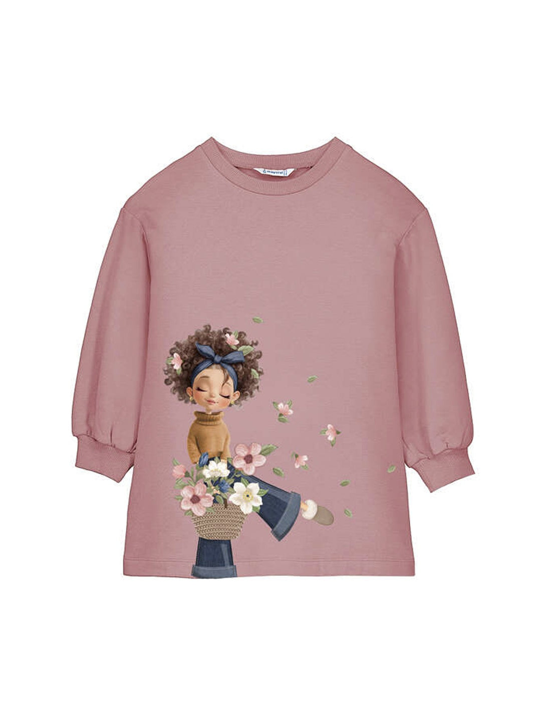 Vestido de felpa color rosáceo con estampado central de una niña con flores y mangas abullonadas.