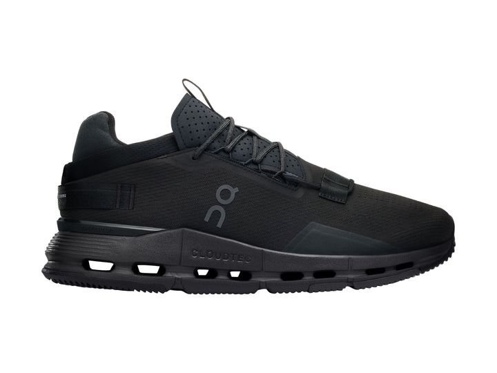 Tenis On Cloud Cloudnova 2 color negro para hombre con suela amortiguada y diseño deportivo.