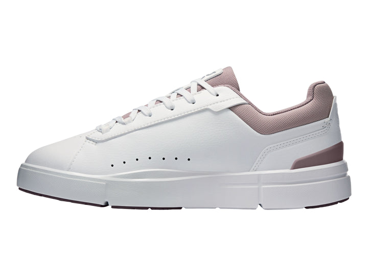 Tenis On Cloud The Roger Advantage color blanco con detalles en rosa palo para mujer.