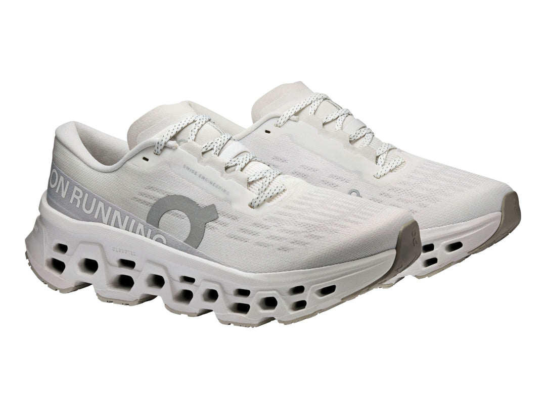 Tenis On Cloud Cloudmonster 3 color blanco para mujer con suela amortiguada.
