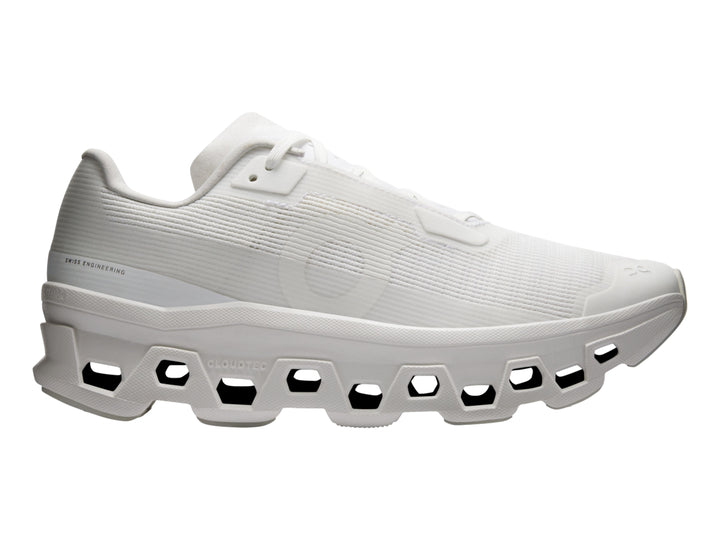 Tenis deportivos On Cloud Cloudmonster Void en color blanco para mujer.
