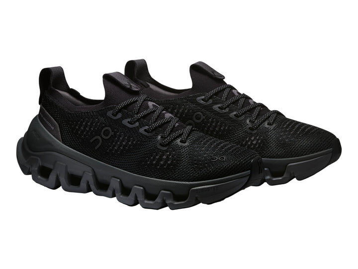 Tenis deportivos On Cloud X Tempo color negro con suela gruesa y tejido transpirable para mujer.