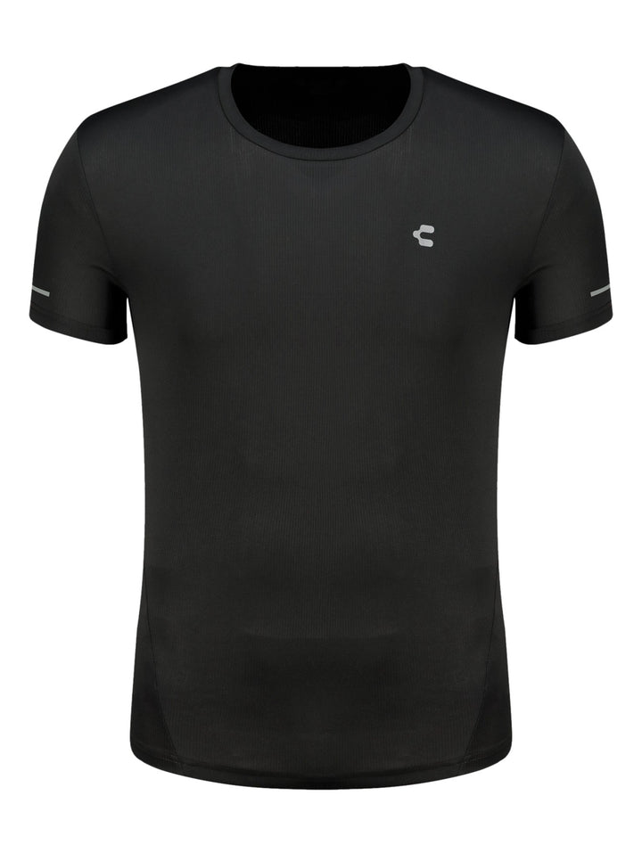 Playera deportiva Charly de color negro con cuello redondo y mangas cortas.