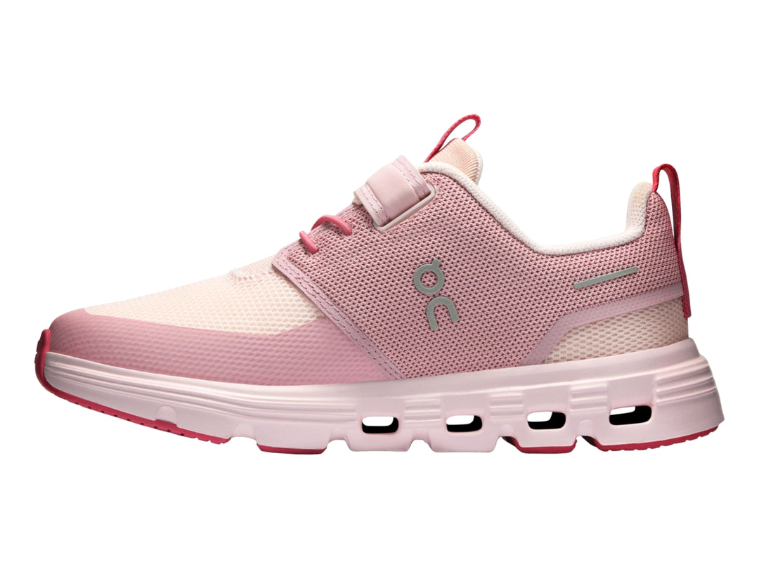 Tenis deportivos On Cloud Play 2 para niña en color rosa con cierre de velcro y suela blanca.