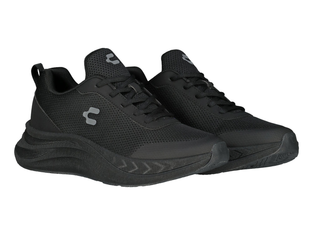 Tenis Charly Road Casual color negro con tejido de malla y suela deportiva.
