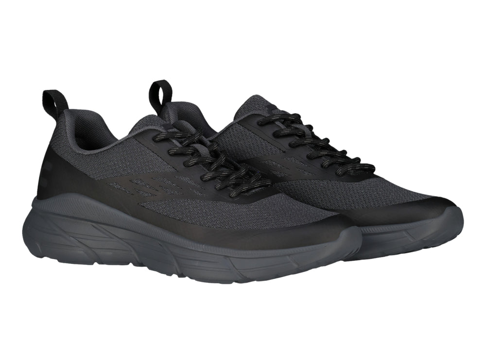 Tenis deportivos Charly Light Sport en color negro con malla transpirable y suela gruesa.
