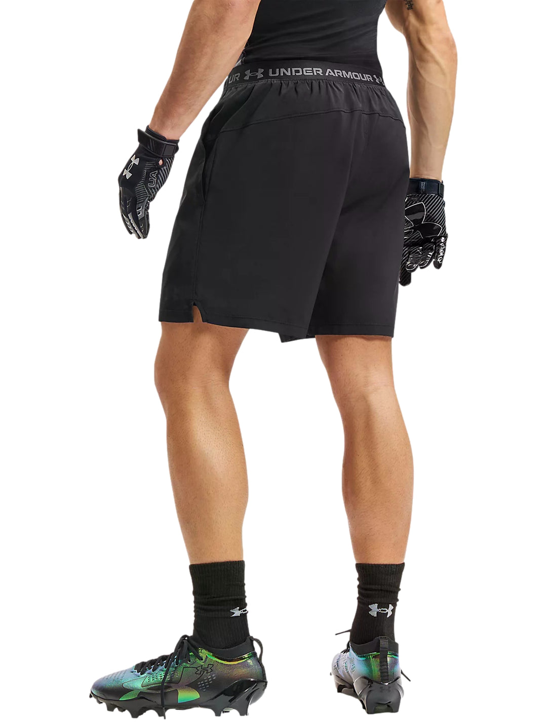 Short deportivo Under Armour color negro para hombre.