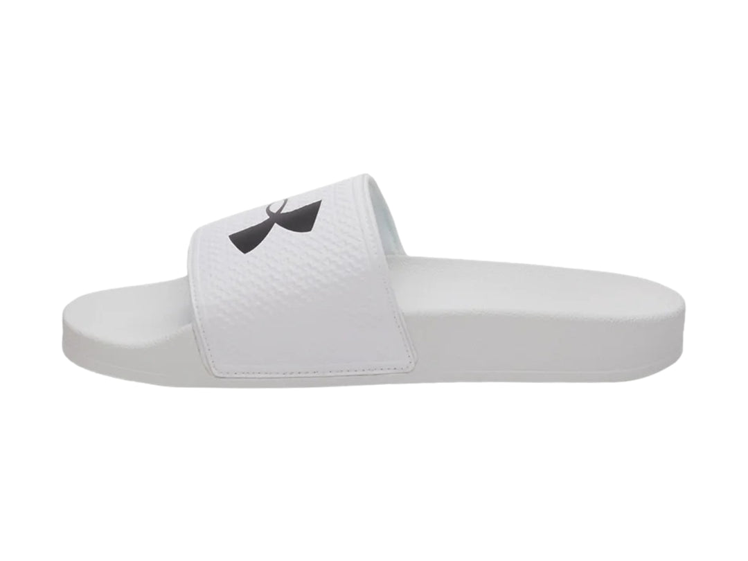 Sandalia Under Armour ARMR Slide de color blanco con logotipo negro en la correa.