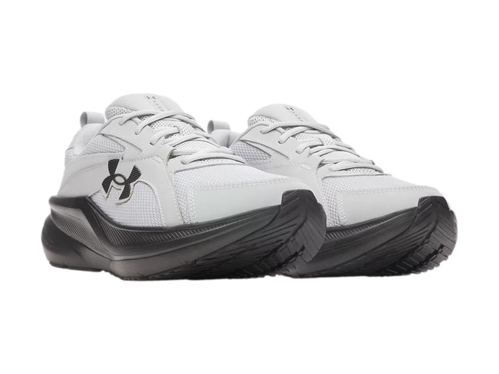 Tenis deportivos Under Armour Assert 11 color gris con suela gris oscuro.