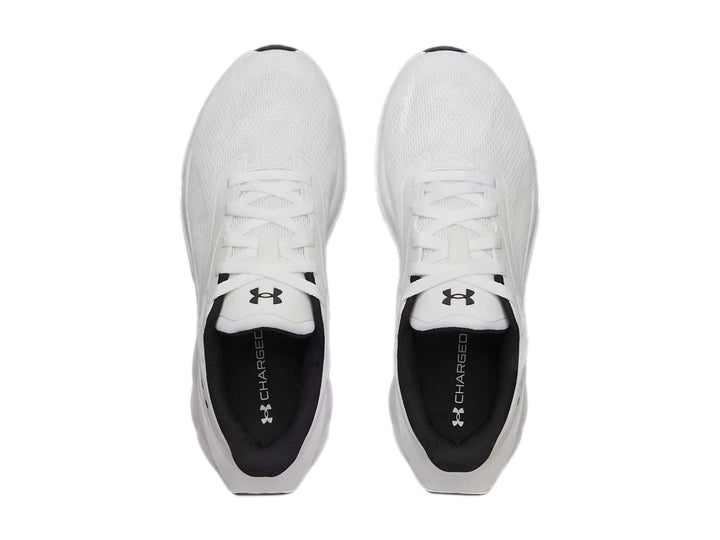 Tenis deportivos Under Armour Ascend en color blanco con detalles en negro.
