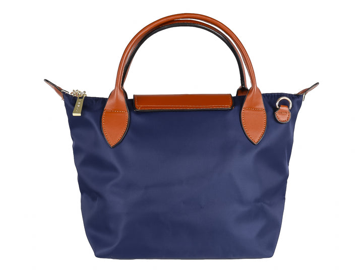 Bolso de mano color marino con detalles y asas en color tan.