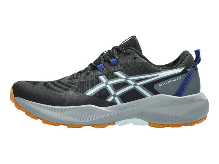 Tenis deportivos ASICS Gel-Venture 11 color negro y gris con detalles azules y suela naranja.