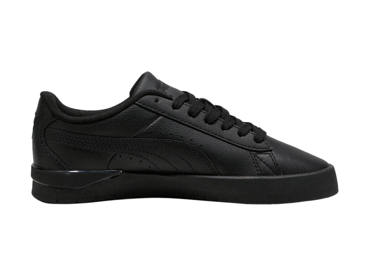 Tenis Puma Jada Classic color negro para mujer, vista lateral sobre fondo blanco.