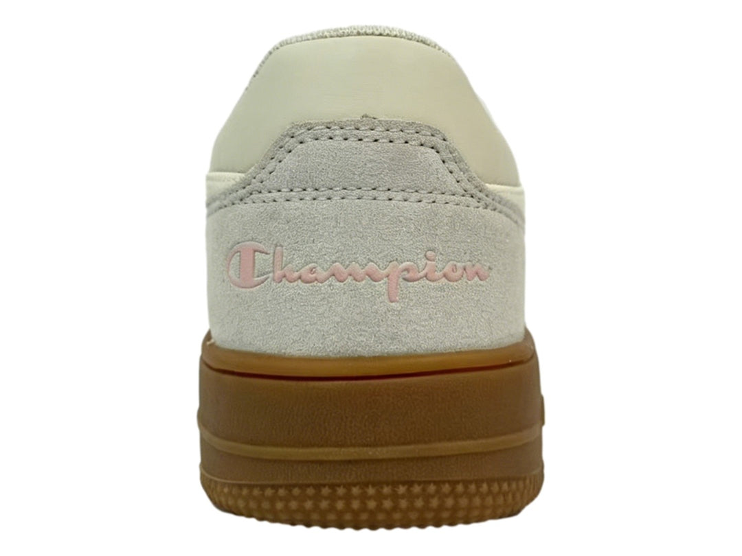 Tenis Champion color beige con suela gruesa color marrón y detalles en rosa ivory.